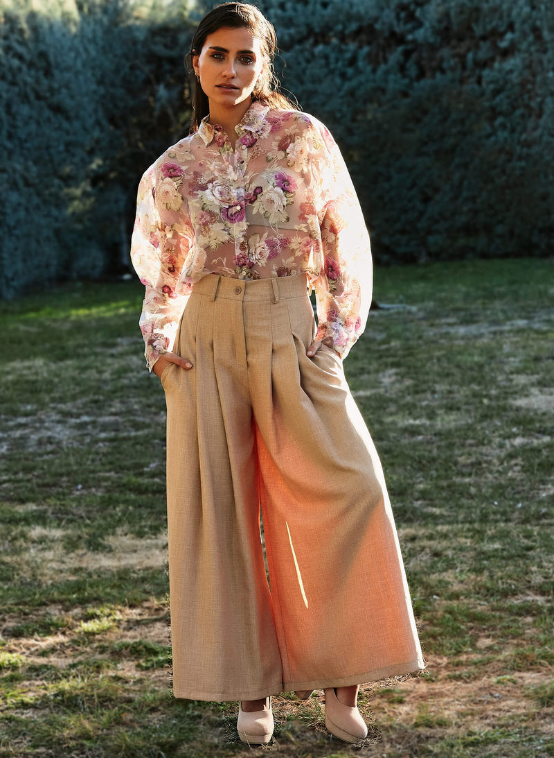 Pantalon tableado beige abertura