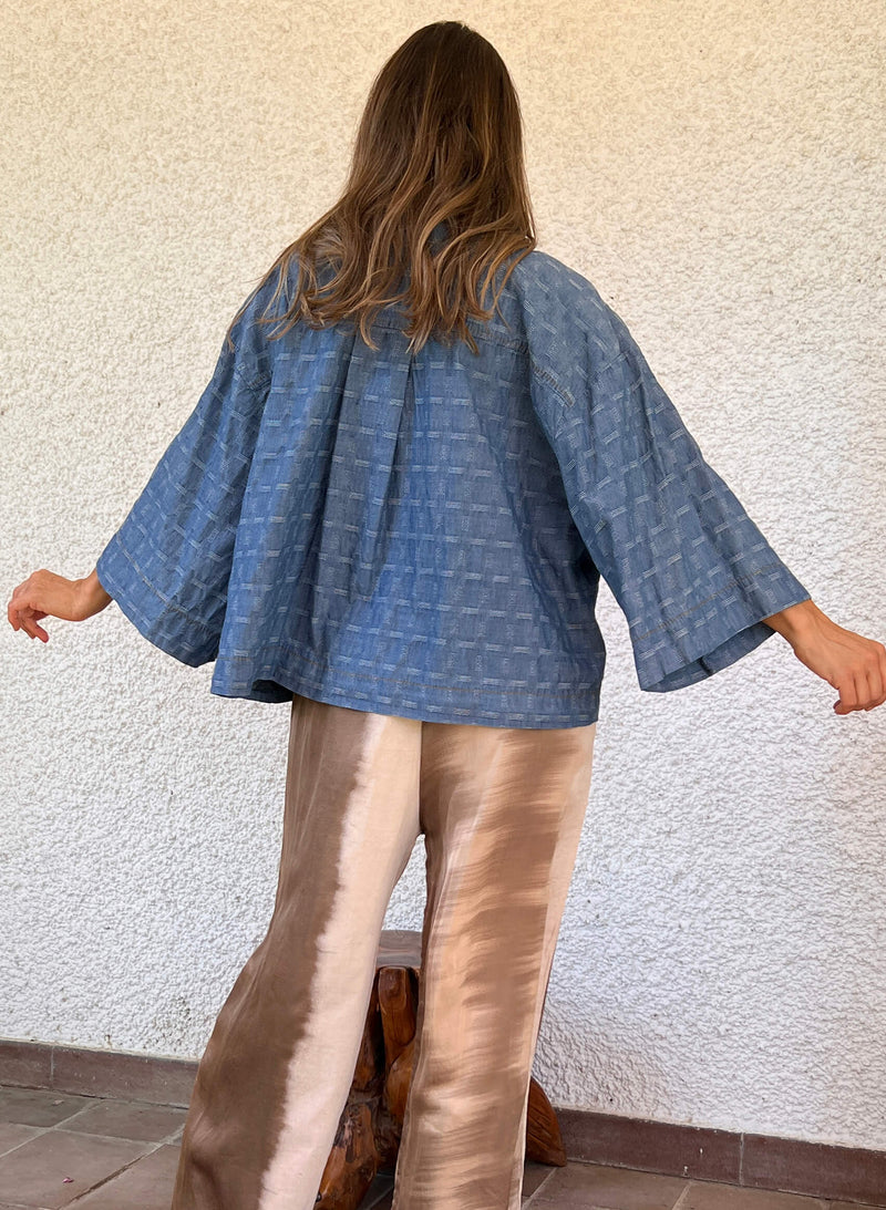 Camisa vaquera bordada