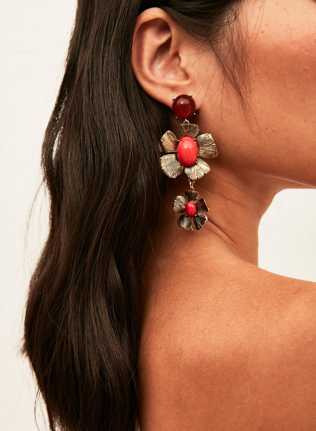 Pendientes doble flor piedras coral