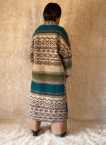 Abrigo estampado grecas