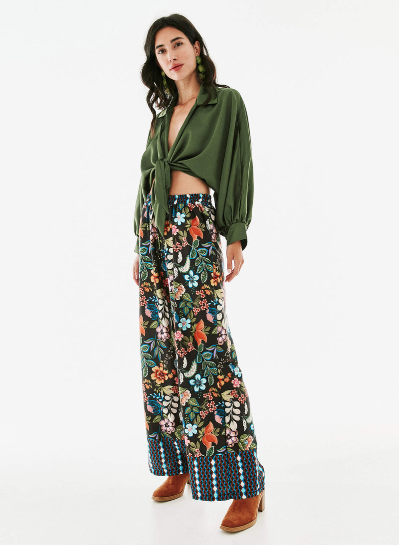 Pantalón satinado estampado