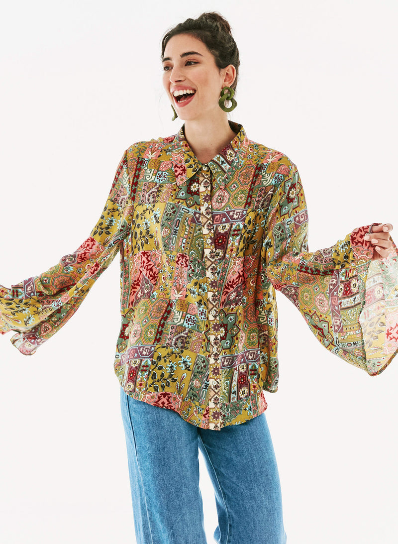 Camisa seda manga acampanada