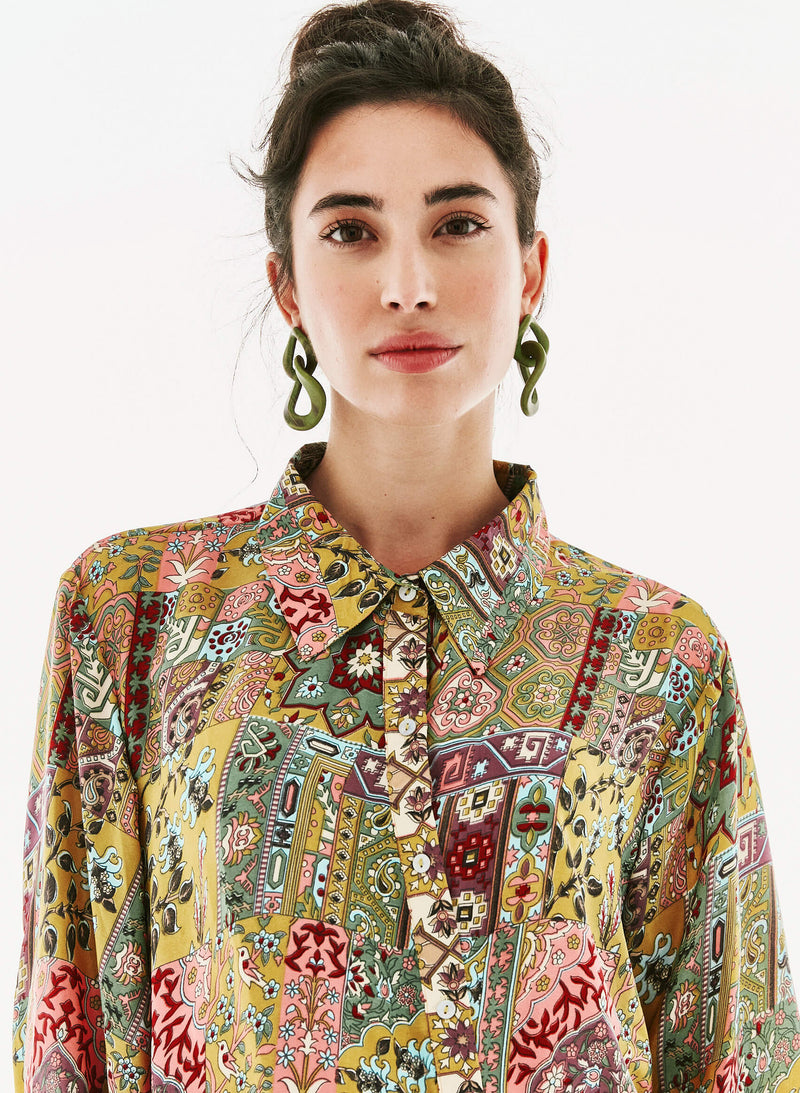 Camisa seda manga acampanada