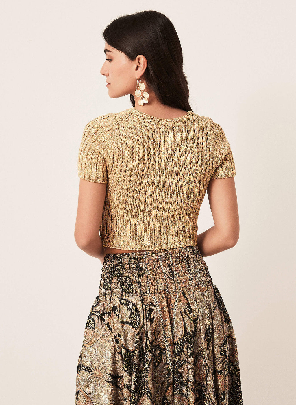 Top cropped dorado canalé