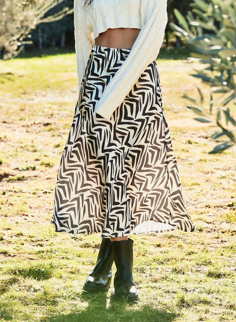 Falda satinada estampada