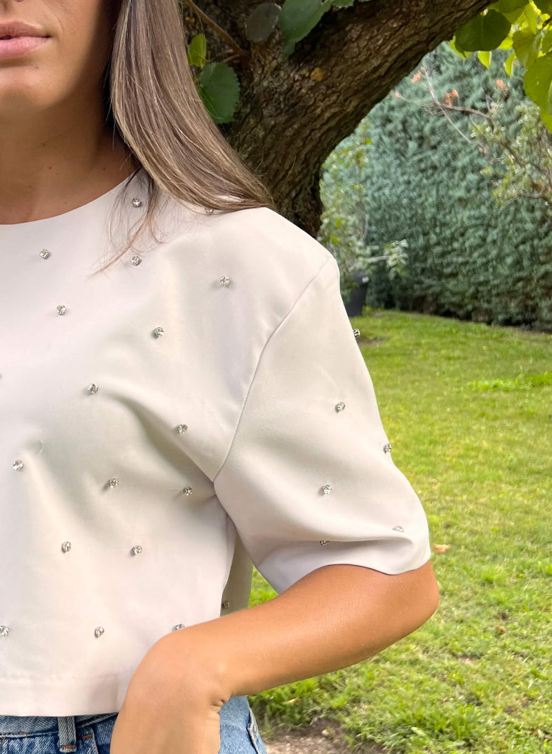 Top cropped beige piedras