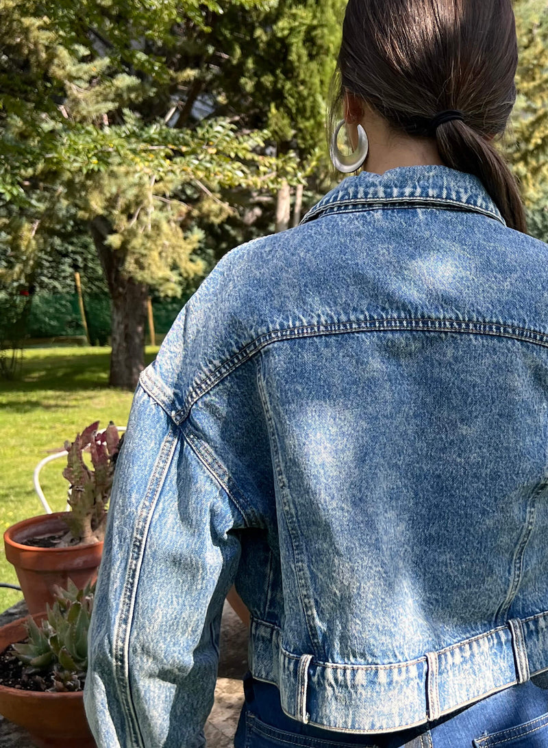 Cazadora denim bolsillos lentejuelas