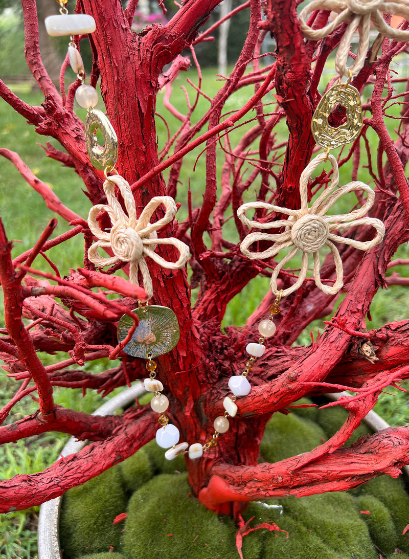 Collar flor fibra natural