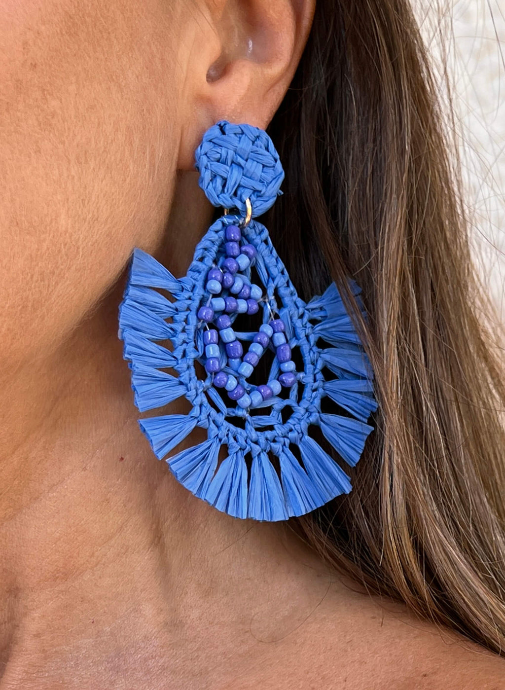 Pendientes rafia bordados
