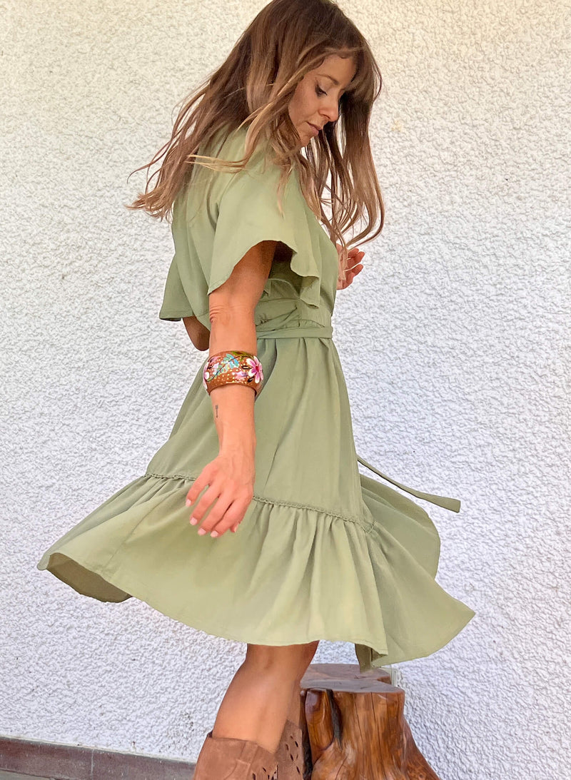 Vestido corto cruzado